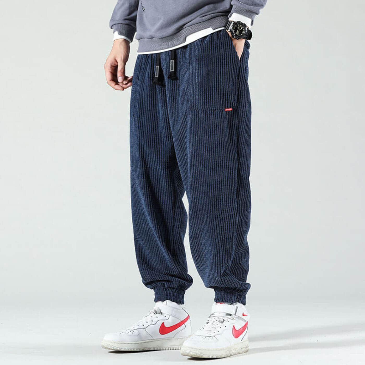 MIRAVO | Joggingbyxor i kord
