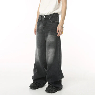 BAGGY TVÄTTADE JEANS